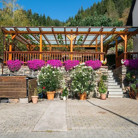 A Modern In The Hunsr Ck Region S Romantic Drohn Valley Apartment