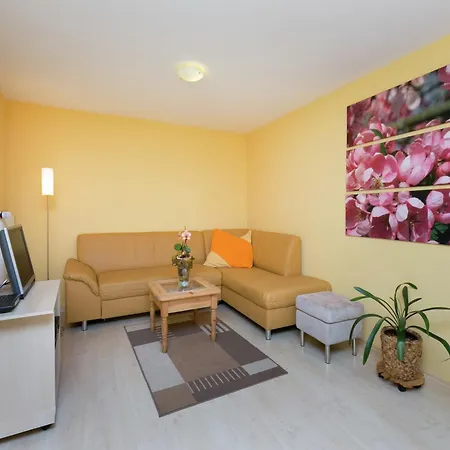 A Modern In The Hunsr Ck Region S Romantic Drohn Valley Apartment *