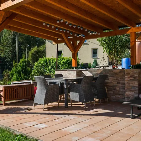 A Modern In The Hunsr Ck Region S Romantic Drohn Valley Apartment