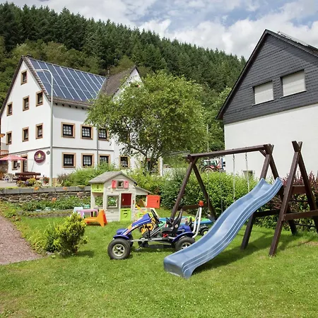 A Modern In The Hunsr Ck Region S Romantic Drohn Valley Apartment Merschbach