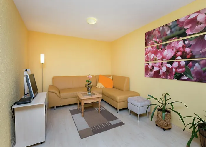 A Modern In The Hunsr Ck Region S Romantic Drohn Valley Lägenhet *