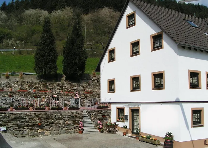 A Modern In The Hunsr Ck Region S Romantic Drohn Valley *