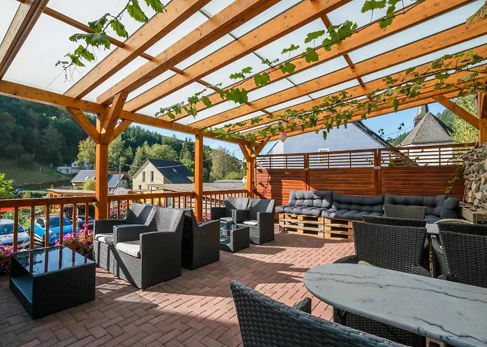 A Modern In The Hunsr Ck Region S Romantic Drohn Valley Lägenhet Merschbach